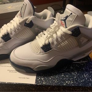 Jordan 4 Retro Midnight Blue SOLD